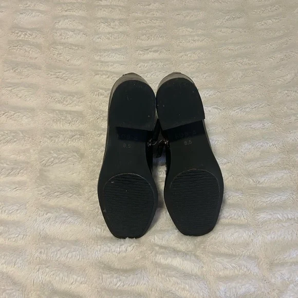 Dagger Black Ankle Boots, size 8.5 - Picture 3 of 3